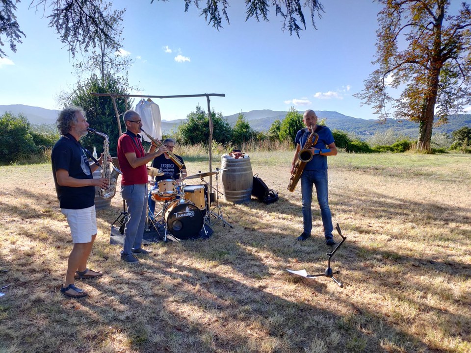 Tritticotrio con batteria alla Fattoria di Lavacchio